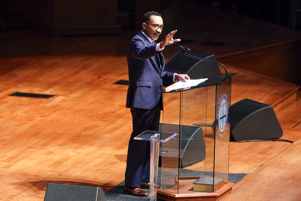 Kweisi Mfume